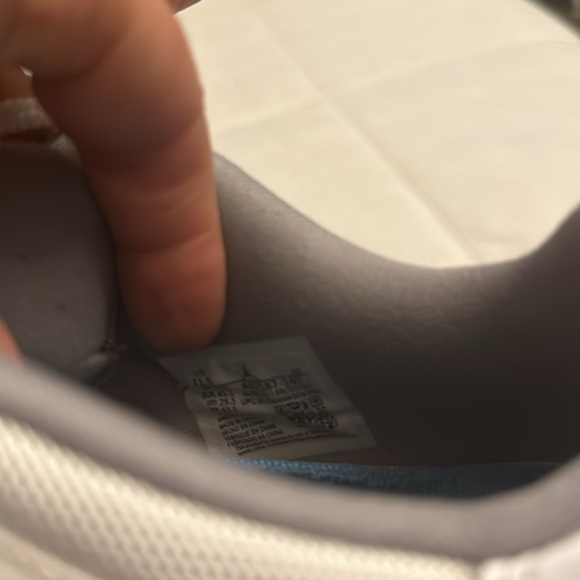 Cool grays, Jordan menl 💙💙 - Picture 3 of 5